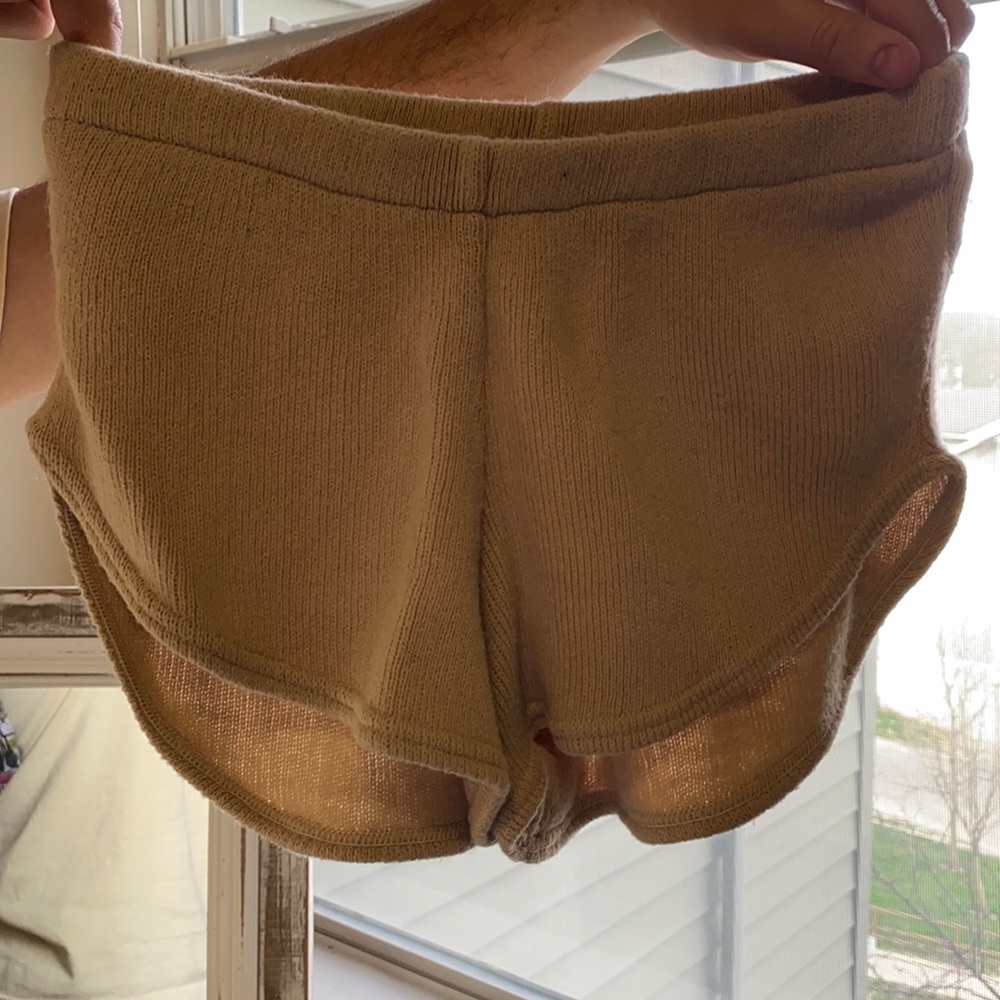 Beige comfy shorts